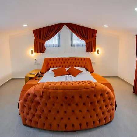 Lux Tatilin Dogru Adresi - Caner * فتحية